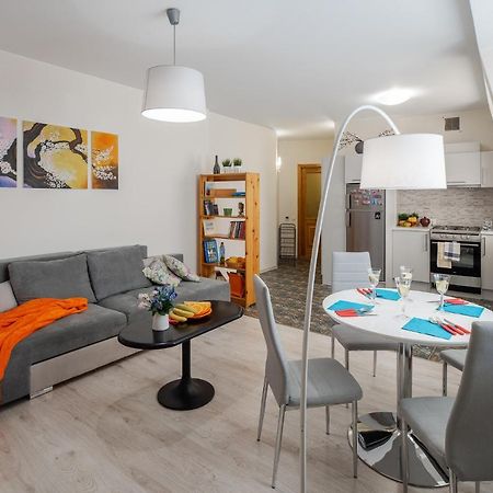 Riga Old Town Souvenir Apartment מראה חיצוני תמונה